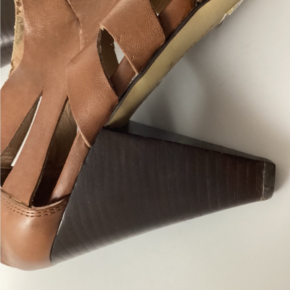 Franco Sarto Women’s Gladiator L-Crest Size 8.5 Light Brown Cone Heel Shoes - Picture 11 of 12